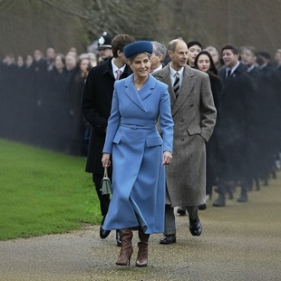 高级定制王后同款天蓝色纯羊毛西装大衣裙冬修身中长款通勤OL时尚