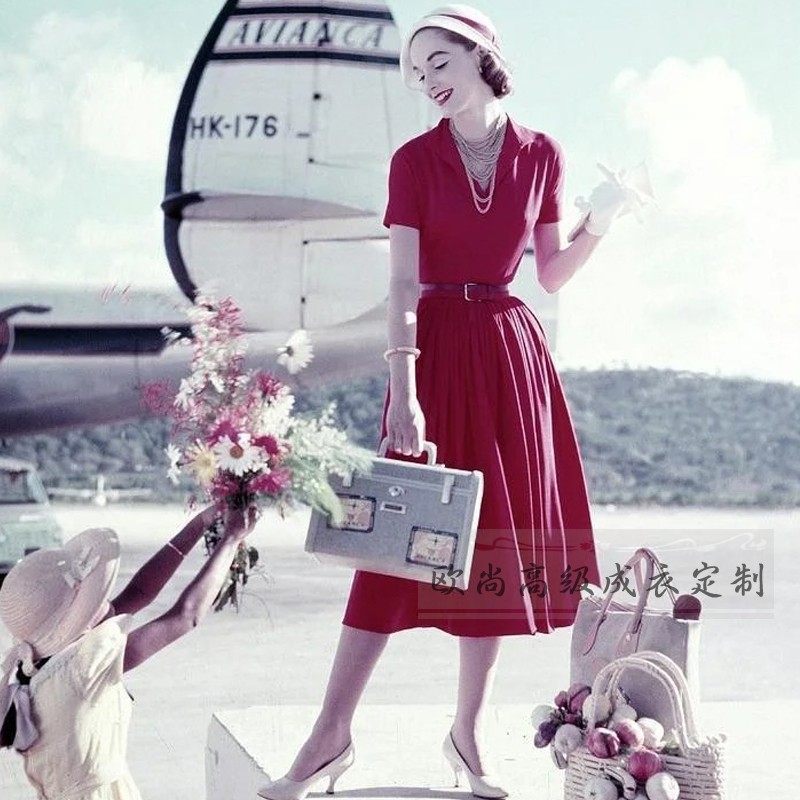 高端定制红色衬衫领短袖收腰大摆褶皱复古连衣裙女中长款法式优雅