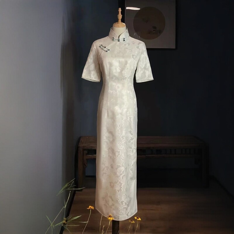 高级定制五分袖白色真丝花萝旗袍两侧开叉修身长款新中式长裙优雅