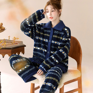 秋冬天新款可外穿复古高级感莎粒绒家居服女士法兰绒睡衣套装