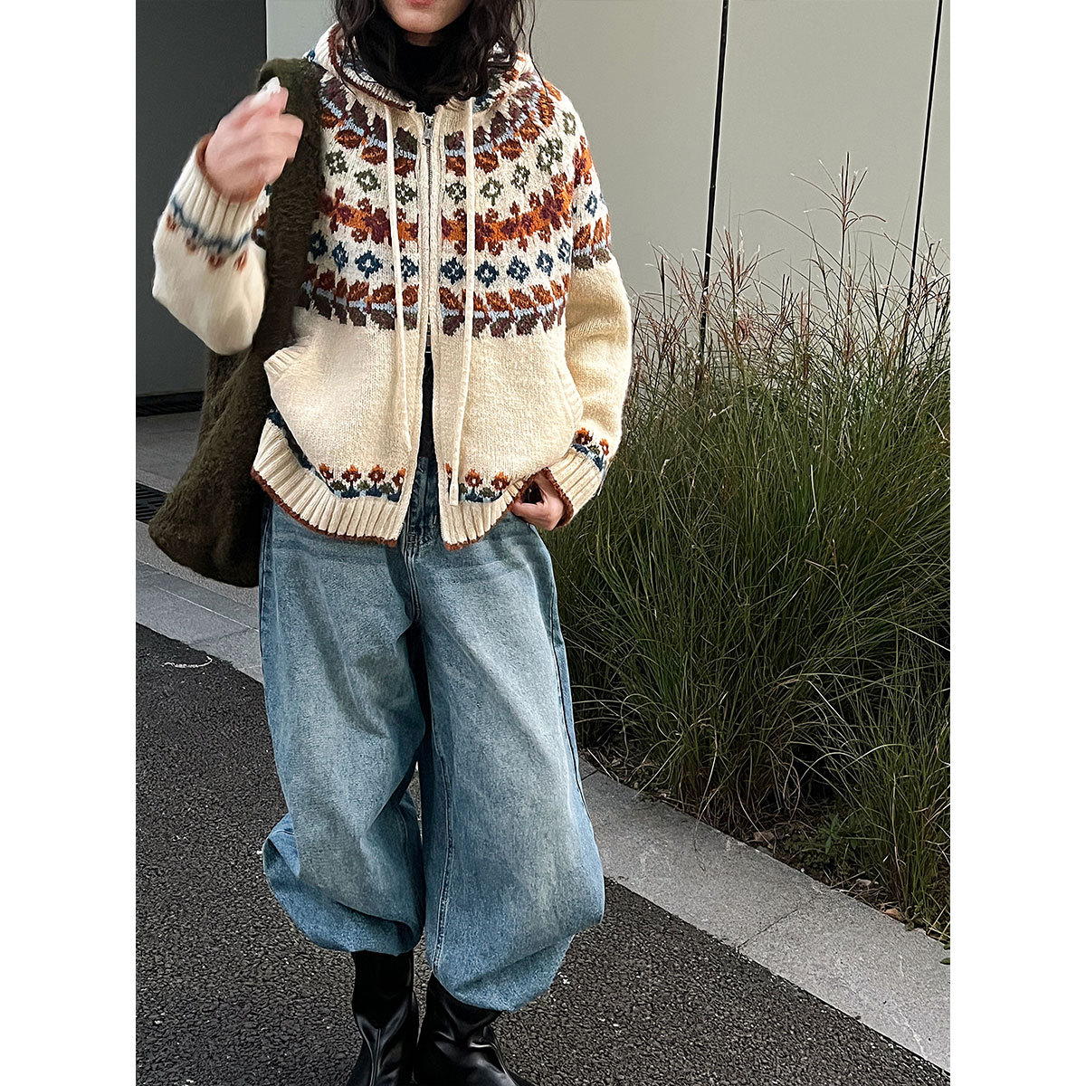 鹿西 慵懒风费尔岛撞色连帽针织开衫女秋冬高级感提花毛衣ss922