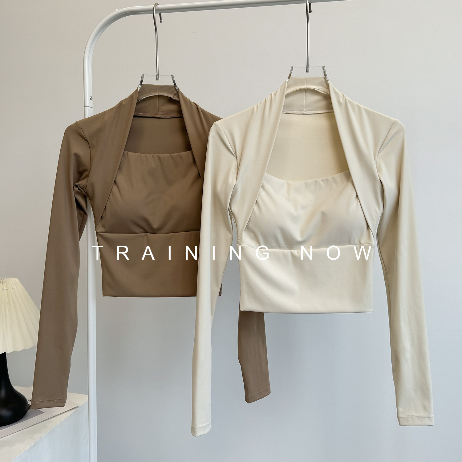 高级感瑜伽服长袖T恤女跑步运动上衣修身显瘦健身带胸垫速干绝美,运动服/休闲服装,健身衣,淘宝优惠券,粉丝福利购,淘宝优惠卷