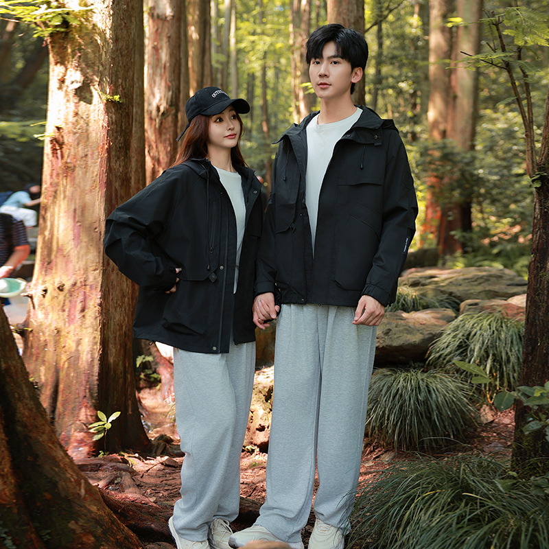 春秋季外套男女款冲锋衣2025新款爆小个子夹克登山服户外薄情侣款