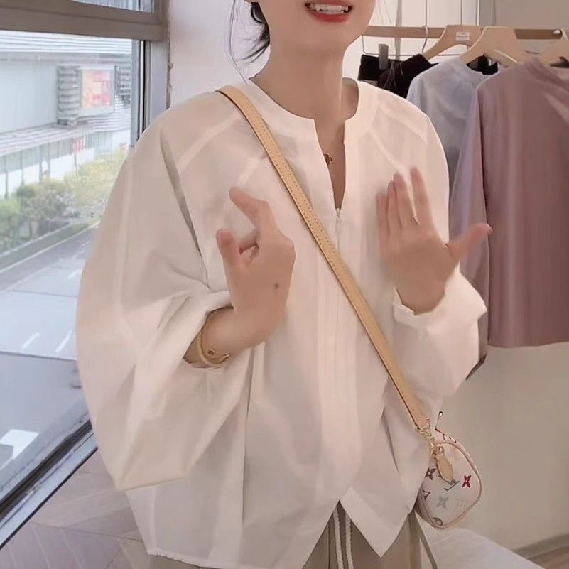 白色V领长袖薄款设计感衬衫女