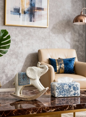 现代简约大象造型客厅茶几摆件