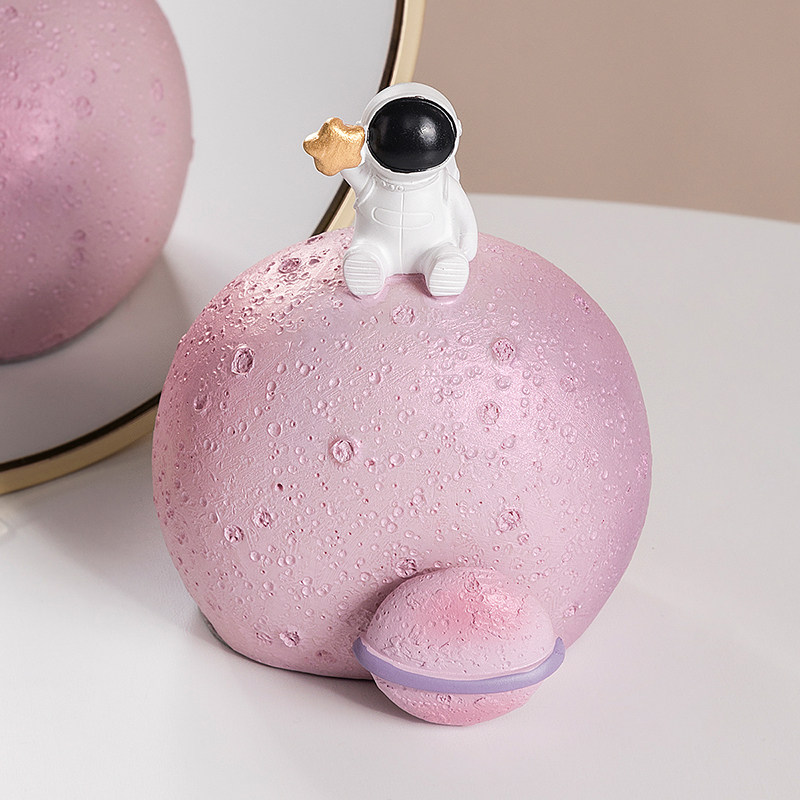 北欧个性创意宇航员太空人树脂摆件音乐盒八音盒儿童生日礼物送礼在类目 节庆用品/礼品, 创意礼品, 音乐盒中 - 来自Buy2taobao.com提供专业的淘宝代购服务