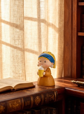 陶瓷人物摆件书桌装饰品