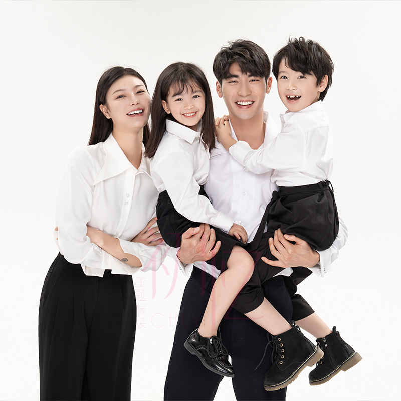 展会新款影楼亲子摄影服装一家四口拍照全家福简约休闲摄影白衬衫