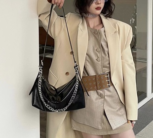 娜飞儿12982正品2025新款时尚潮流软皮简约单肩斜挎百搭洋气女包