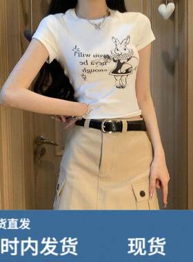 白色圆领字母兔子印花夏日正肩短袖体t恤女辣妹修身收腰短款上衣