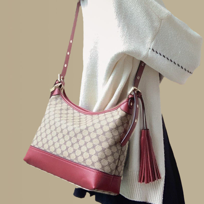 oimei单肩包女大容量高级感托特包通勤女包老花腋下包婚包妈妈包,箱包皮具/热销女包/男包,通用款女包,淘宝优惠券,粉丝福利购,淘宝优惠卷