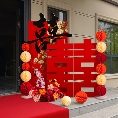 婚房布置女方娘家自建房新婚庭院大门口婚礼布置农村结婚院子装饰