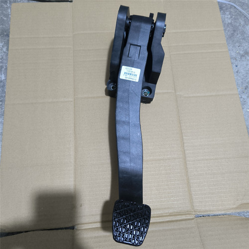 适用于荣威RX5 RX519款 RX5PLUS名爵GS MGGS17款离合器踏板总成