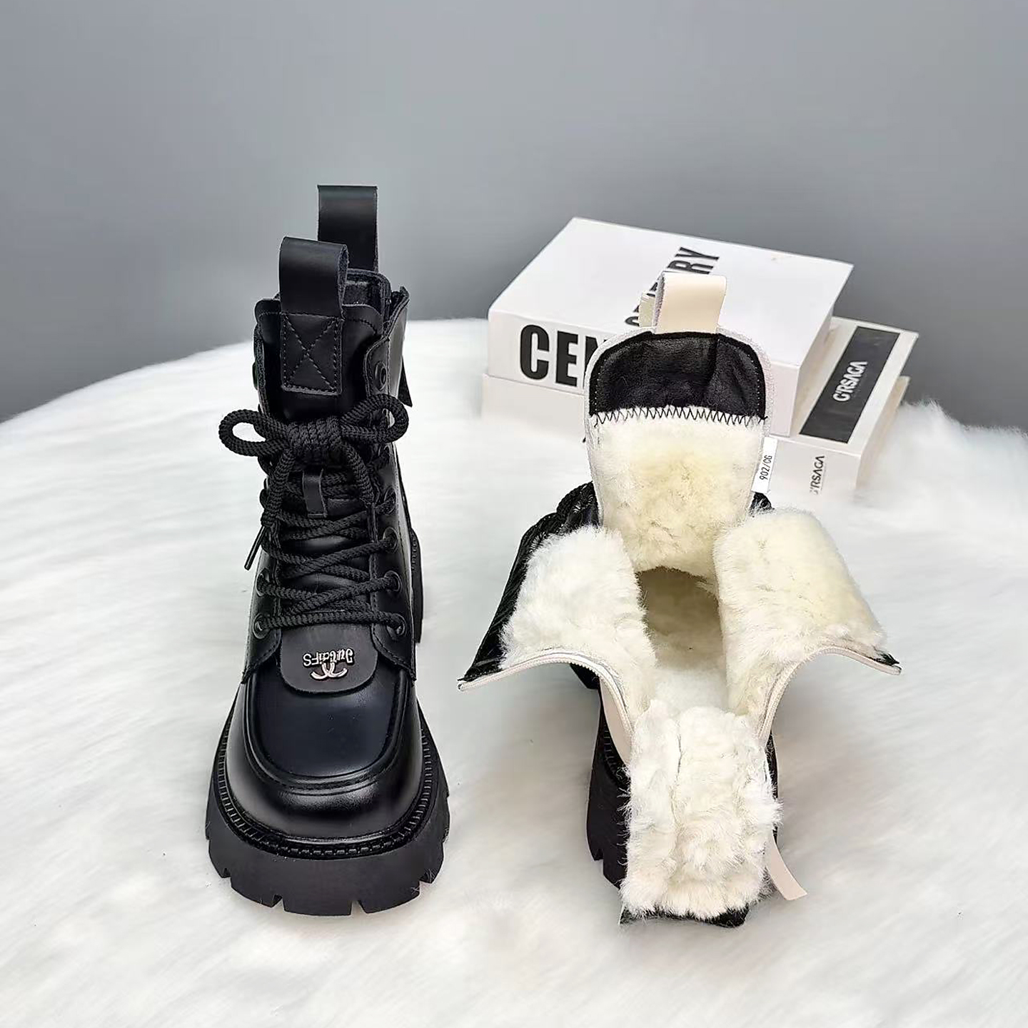 白色雪地靴女皮毛一体2025冬季爆款新款加厚大棉鞋羊毛厚底马丁靴