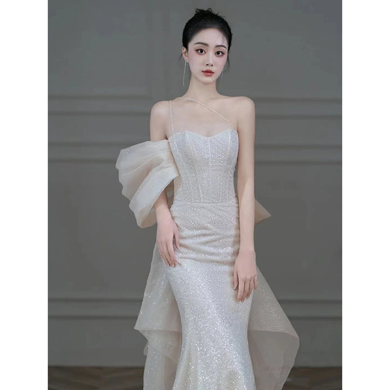 轻婚纱晚礼服2025新款夏高端轻奢性感吊带鱼尾生日主纱白色高级感