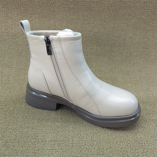 2025冬季真皮女靴坡跟侧拉链短靴百搭牛皮时装靴米白色羊毛保暖1