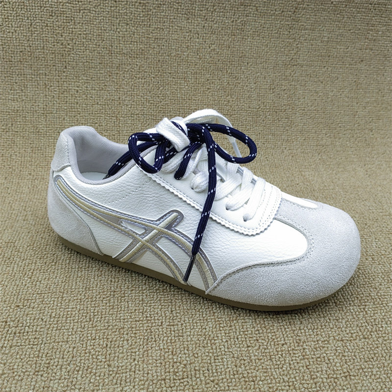 2026春季休闲风拼色德训鞋女白色系带平底舒适百搭休闲鞋潮,女鞋,德训鞋,淘宝优惠券,粉丝福利购,淘宝优惠卷