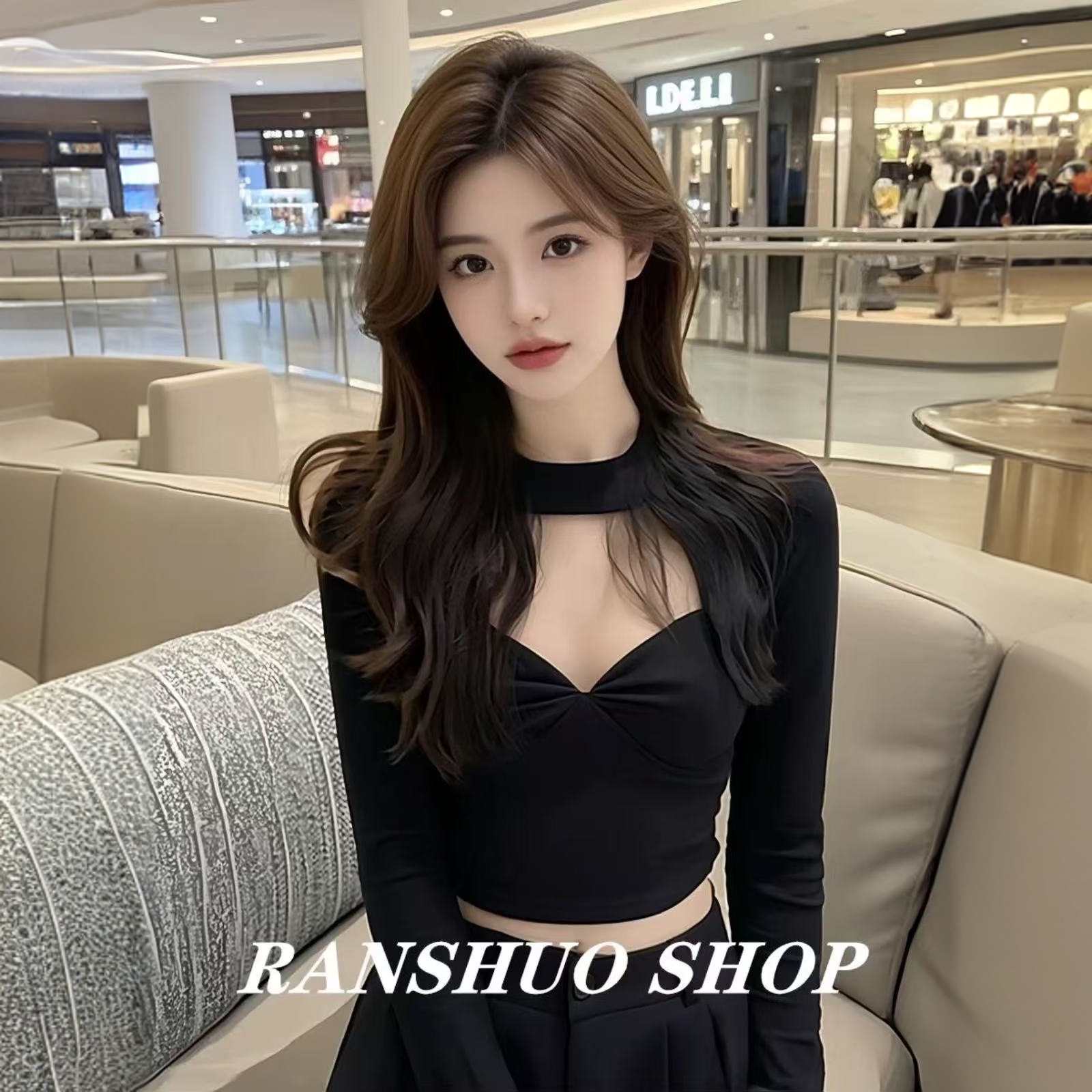 黑色小心机镂空修身显瘦短款上衣