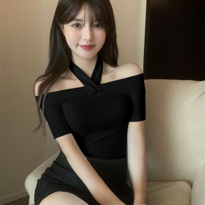 一字肩绝美上衣挂脖露肩短袖t恤