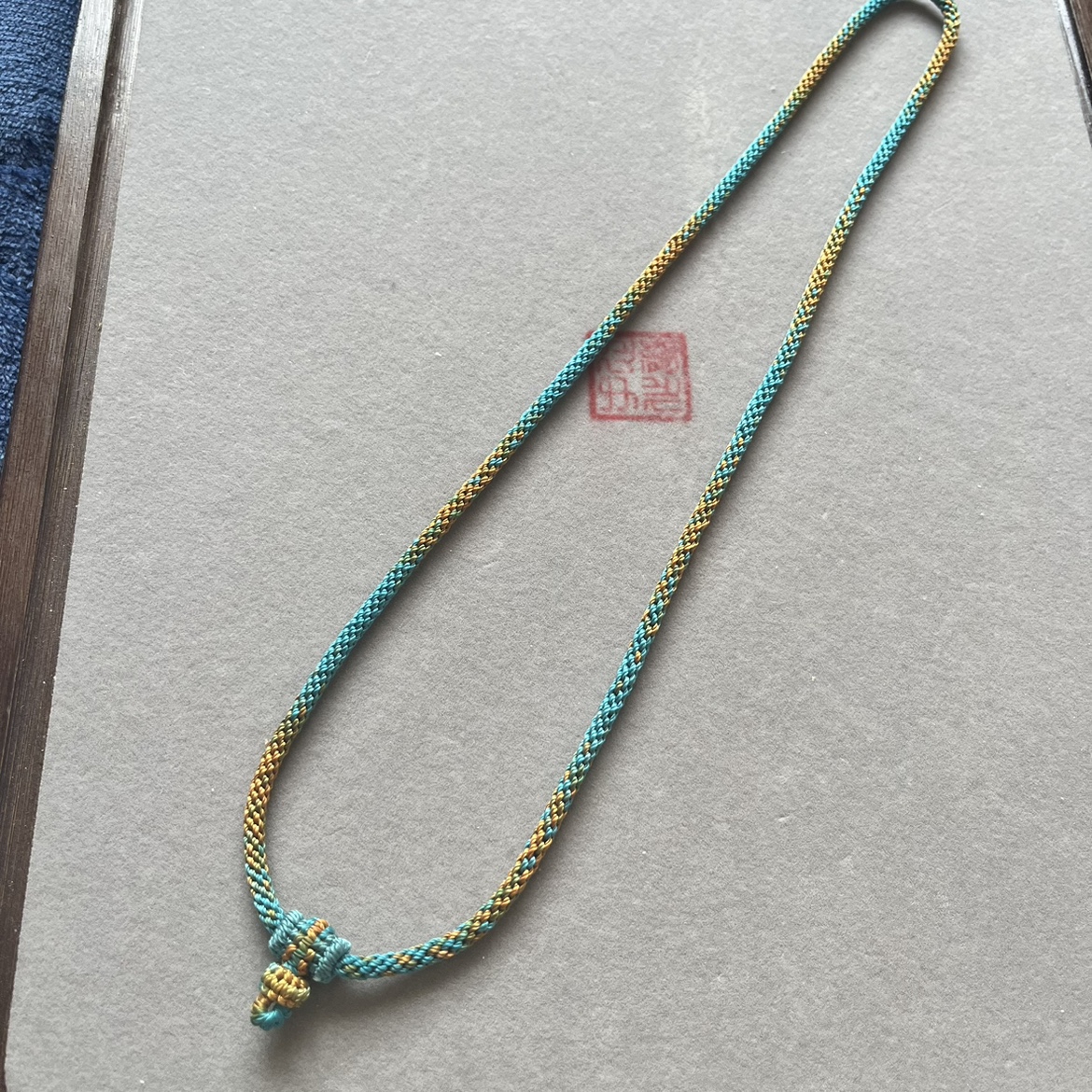 手工编绳定制款高档黄金玉器佛牌吊坠男女时尚潮流创意新款脖挂绳