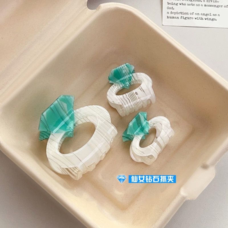 钻石抓夹仿醋酸发抓韩版优雅气质发夹法式复古后脑勺盘发鲨鱼夹