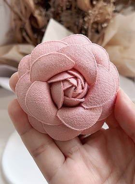 手作山茶花胸针白色女款