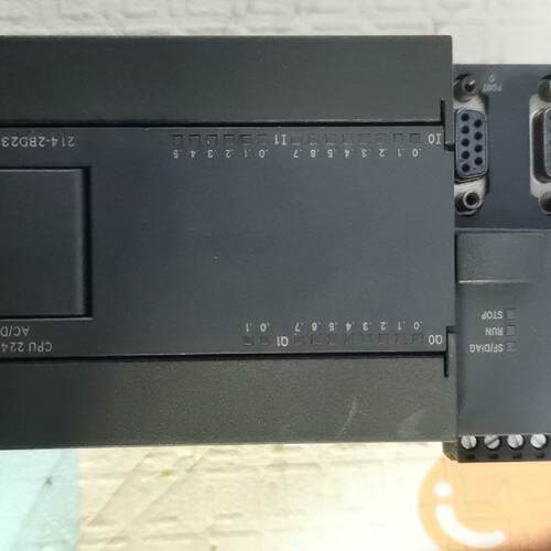 溢价-PLC型号CPU224XPCN成色外观如图所示