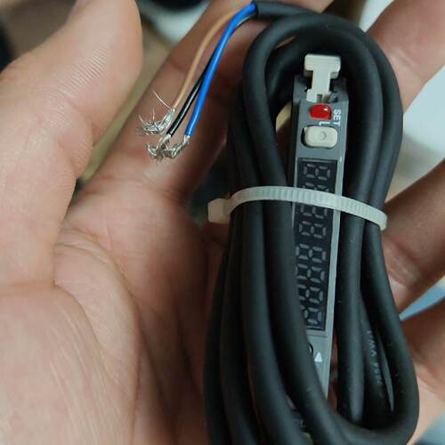 议价FsV21r Fiber lifier Original  nuine Workmanship适用