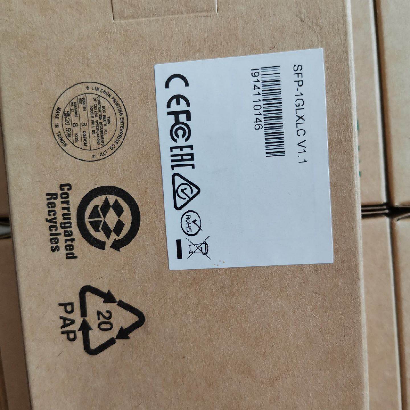 议价moxa摩莎SFP-1GLXLC千兆以太网 SFP 模块 - 实物图