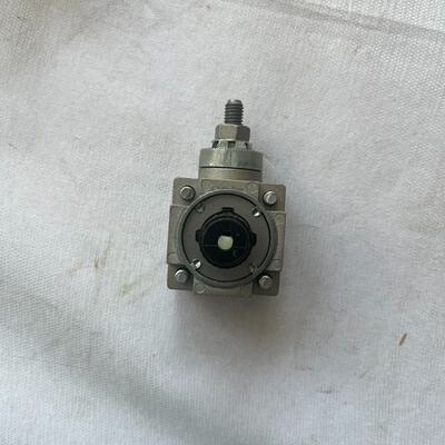 施耐德限位开关操作头 ZCKE05C    库存1个--议价商品