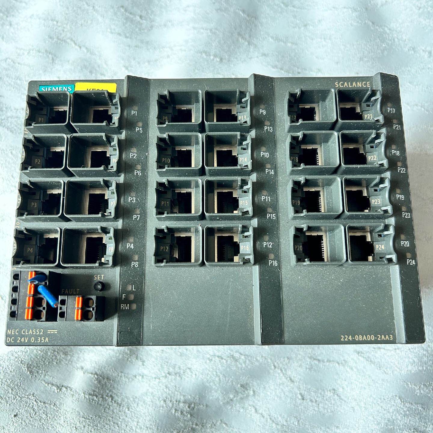 工业以太网交换机，型号6GK5224-0BA00-2A&mdash;议价