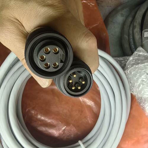 库卡机器人数据线全新9米成色如图所示实物拍摄功能包好2