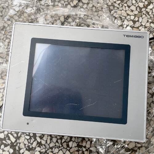 (议)温湿度控制器TEMI88010通电如图