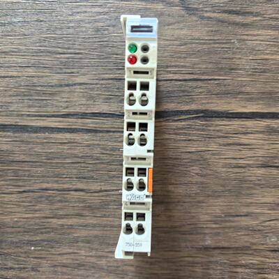 议价全新无包装WAGO万可750559模块实物拍摄现可维修