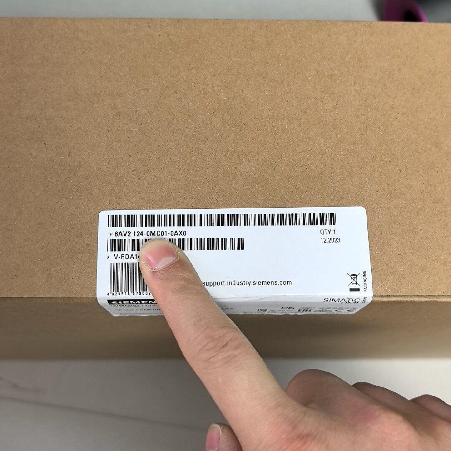 西门子触摸屏6AV21240MC010AX0全新原装正议价