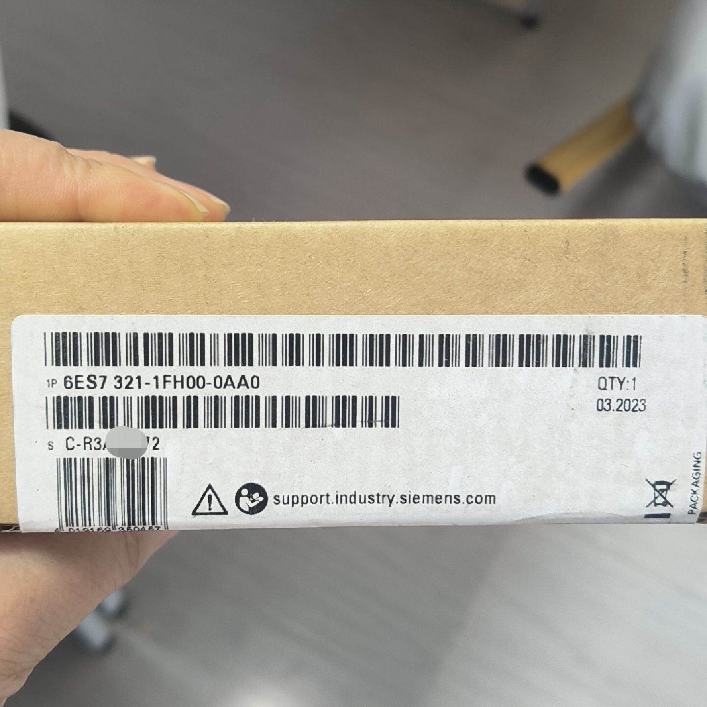 西门子6ES7 321-1FH00-0AA0,全新原装未开封--议价商品