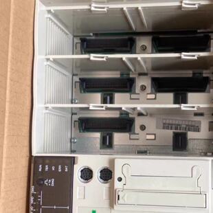 议价施耐德PLC TSX3721001电源电压AC230V 全新现货
