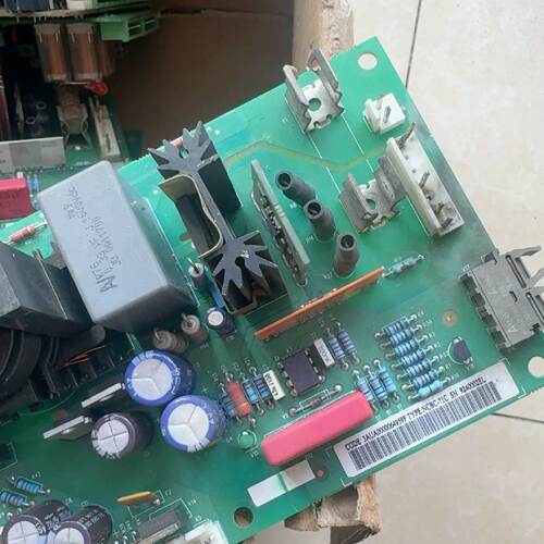 议价ABB变频器电源板 NCBC-71C 全新现货