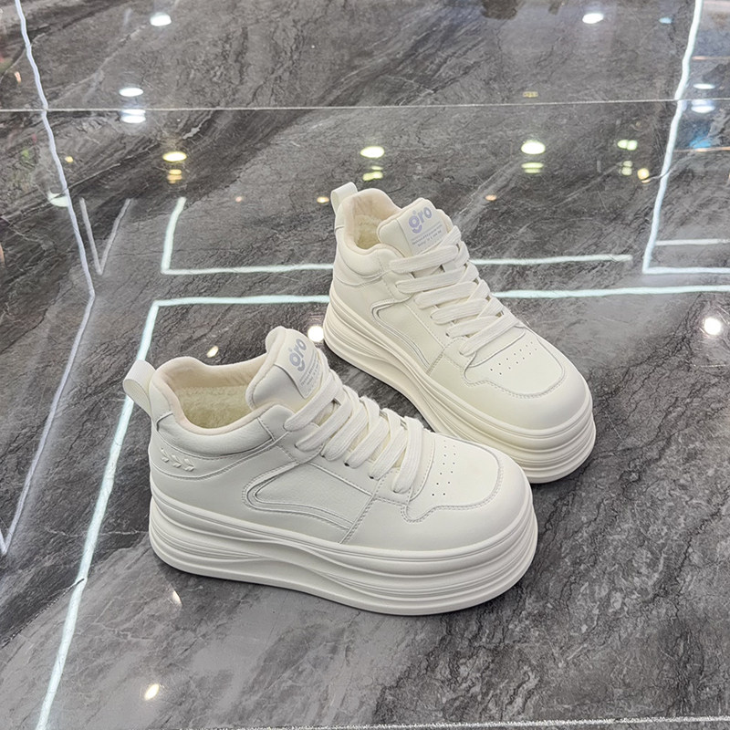 小个子增高轻便百搭休闲小白鞋