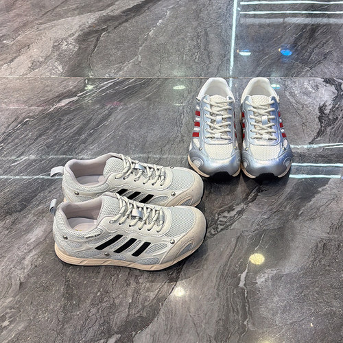 显脚小三杠德训鞋潮酷运动阿甘鞋