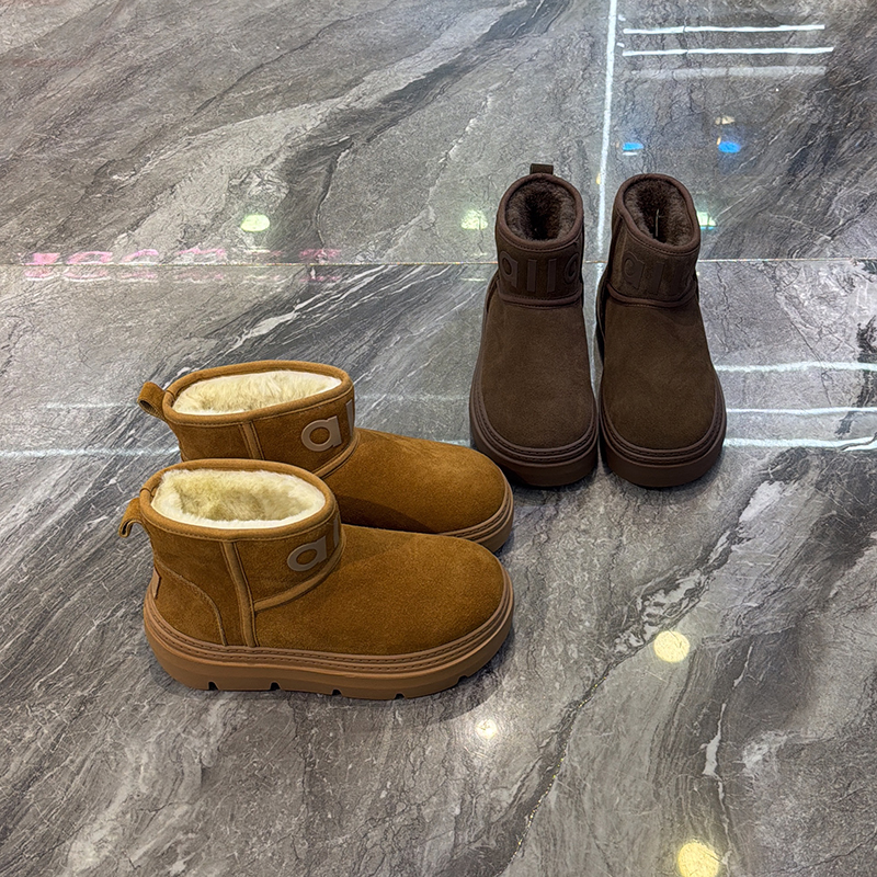 时尚字母雪地靴轻便舒适羊毛棉靴