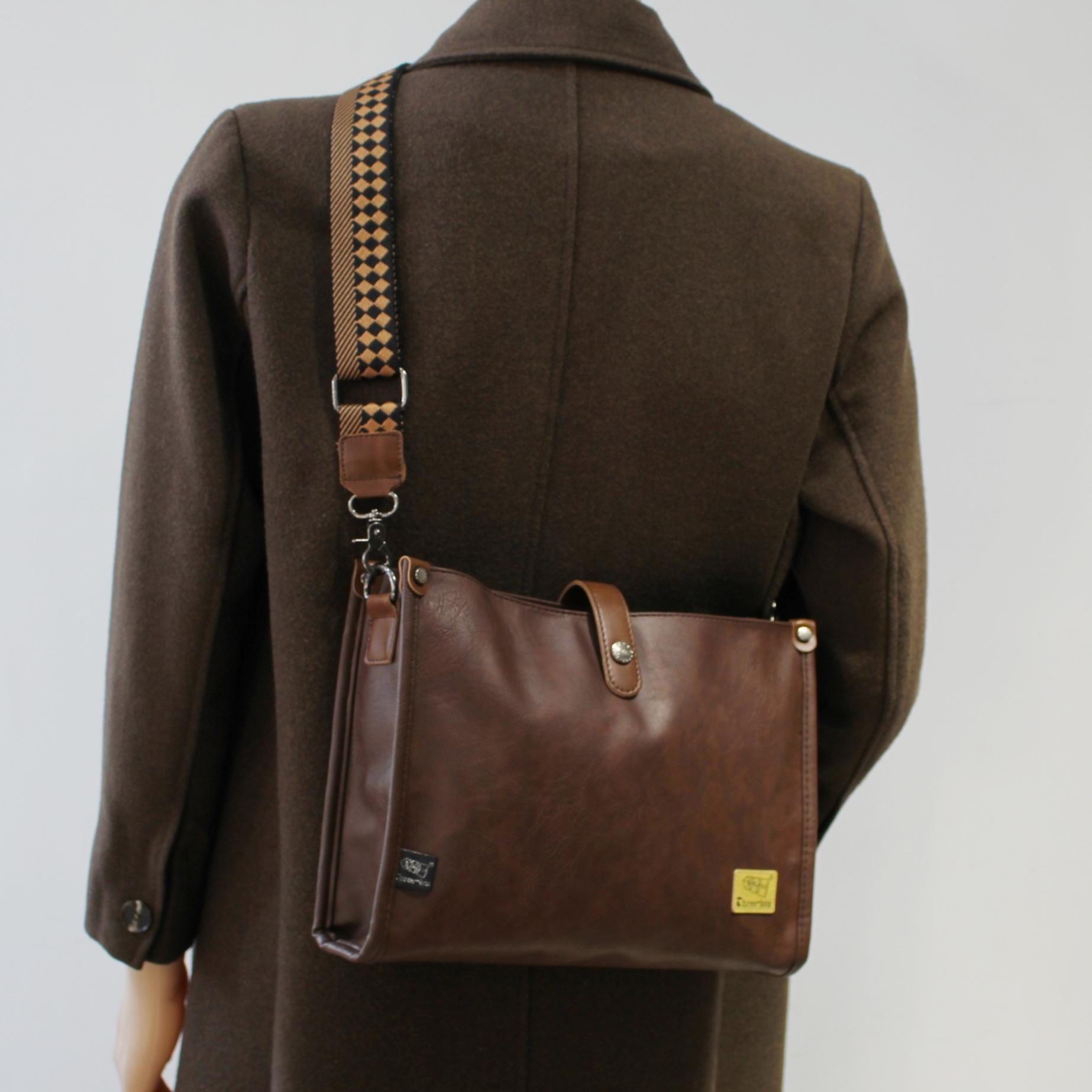 threebox休闲复古A4文件包斜挎包