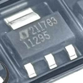 LT1129CST-5 11295 1117IST 1.8 2.5  3.3 5.0 ADJ线性稳压器