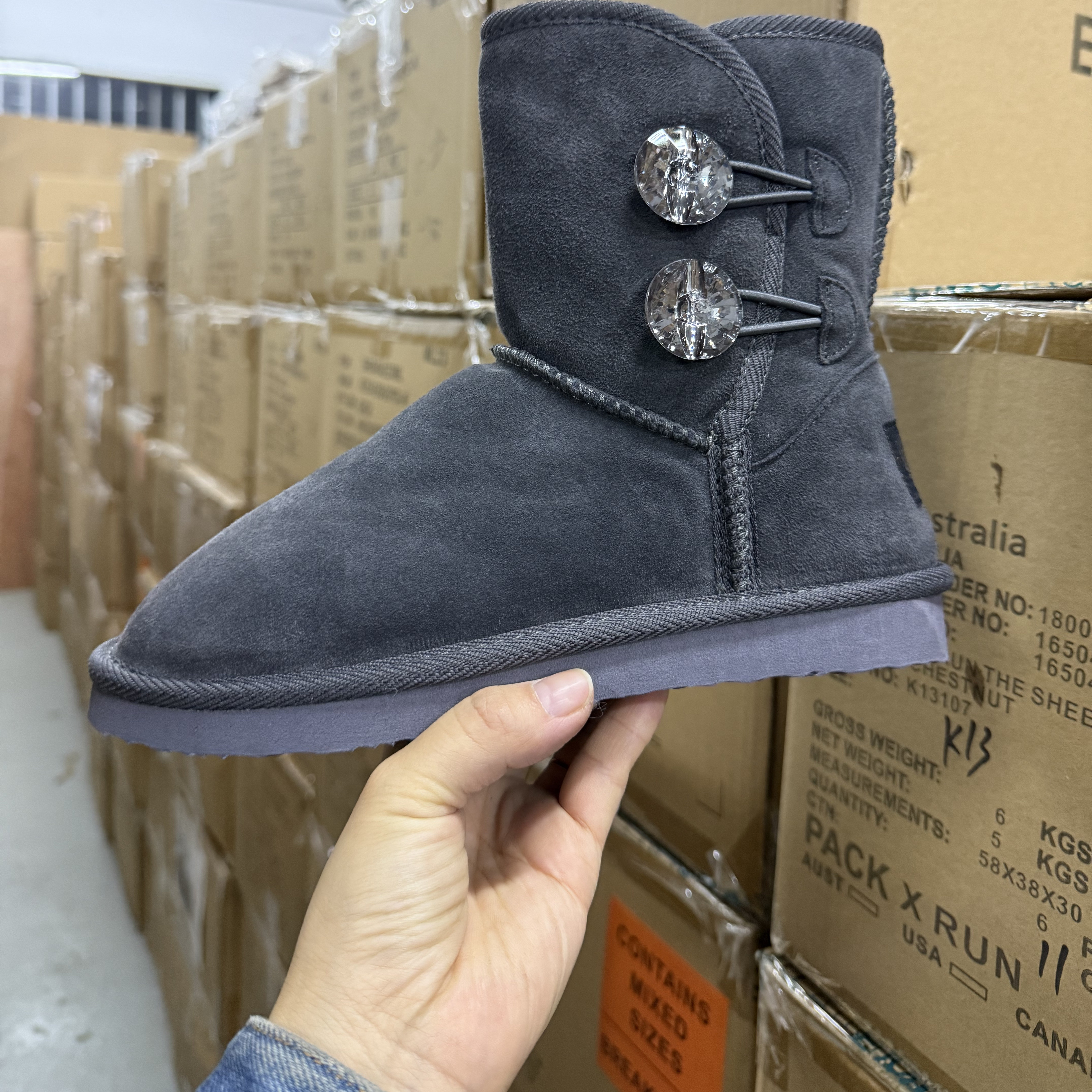 女款保暖中筒防滑平底冬季真皮雪地靴加厚加绒短靴靴子,女鞋,时尚雪地靴,淘宝优惠券,粉丝福利购,淘宝优惠卷