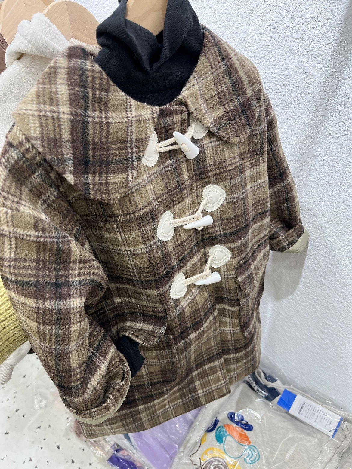 高品质实体店同款加棉年款复古格子羊绒大衣女童儿童呢子外套棉服