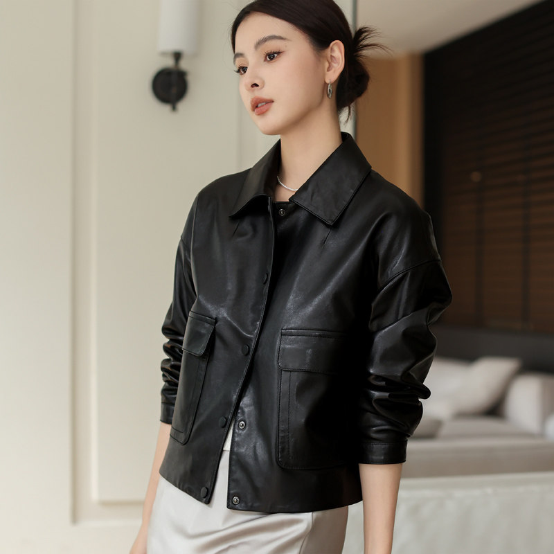 赛巴盾2025秋冬新款真皮皮衣女短款翻领海宁皮夹克时尚休闲外套,女装/女士精品,皮衣,淘宝优惠券,粉丝福利购,淘宝优惠卷