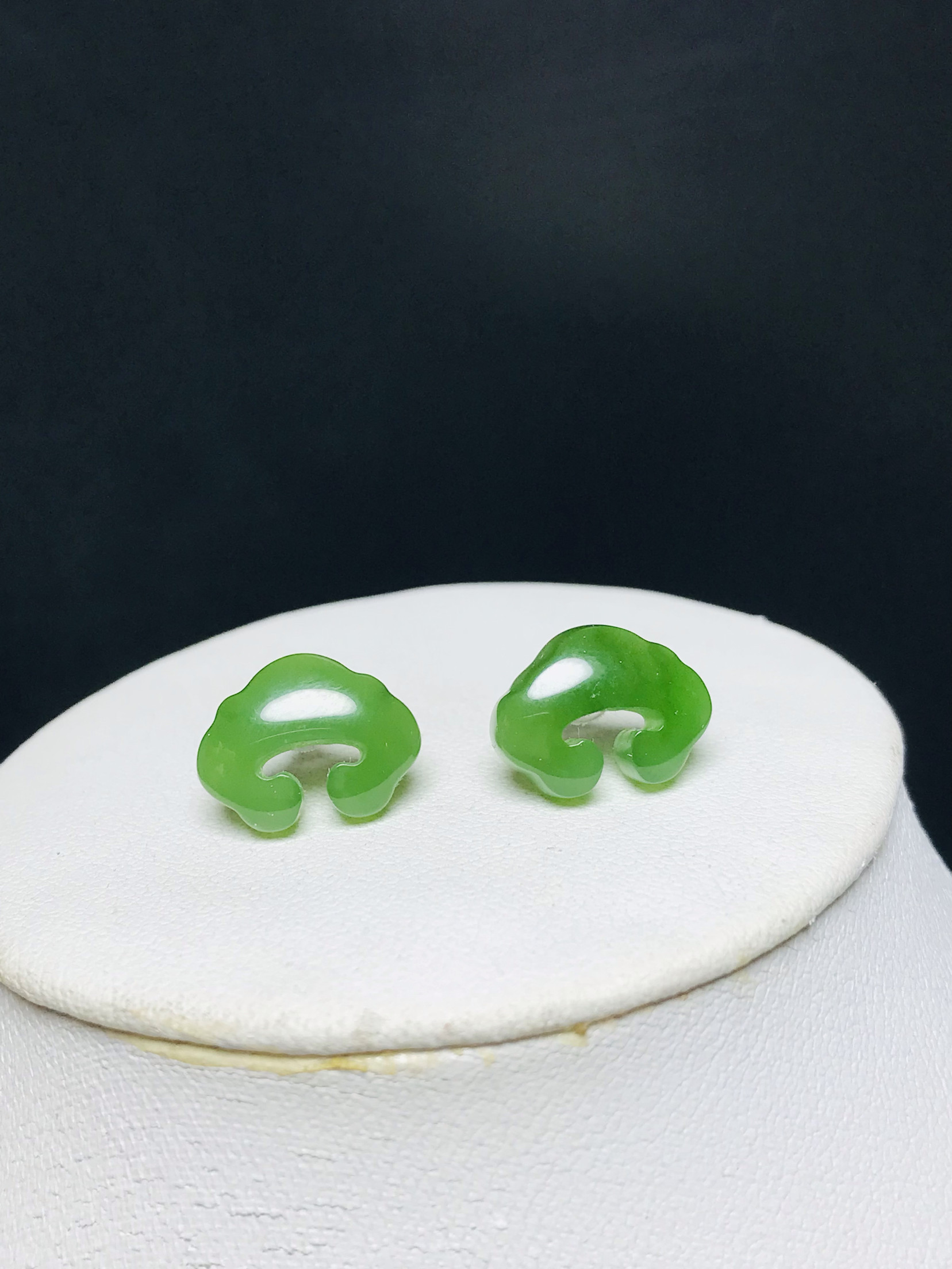 碧玉平安锁吊坠925银镶嵌耳钉耳饰 13&times;9&times;4mm
