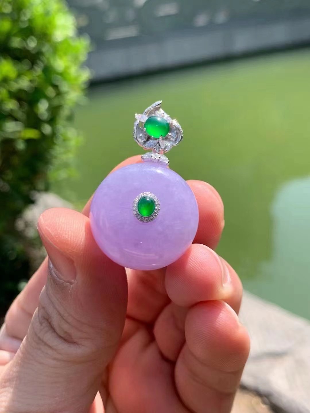 龙缘珠宝承接翡翠平安扣吊坠首饰18k金加工定制