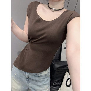 大圆领低胸冰丝针织衫 短袖 女褶皱收腰紧身百搭露锁骨纯欲上衣夏季