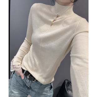 毛衣针织衫长袖女秋冬款设计感半高领修身内搭打底衫胸前镂空上衣